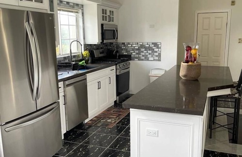 Belize City House | 4BDRM PRIVATE HOME IN QUIET RESIDENTIAL COMMUNITY 12 MIN FROM AIRPORT, 30 MIN TO BELIZE CITY