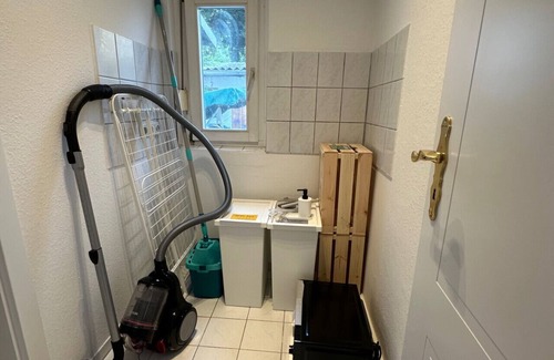 Lehnin Apartment | 4Bed Apartment with Parking in Kloster