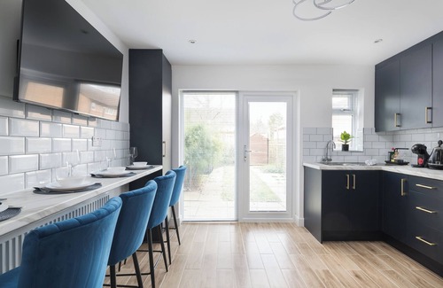 Milton Keynes House | 4bed|Contractors|Long Stays