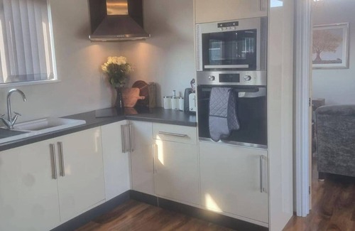 Fangfoss Cabin | 4Bed Lodge Sleeps8-Pet Friendly-Hot Tub-Log Burner