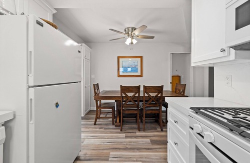 Balboa Island House | 4BR/3BA Classic Island Home - Easy access to Beaches w/new AC and updates