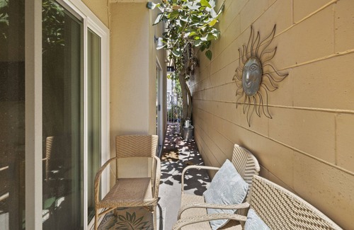 Balboa Island House | 4BR/3BA Classic Island Home - Easy access to Beaches w/new AC and updates