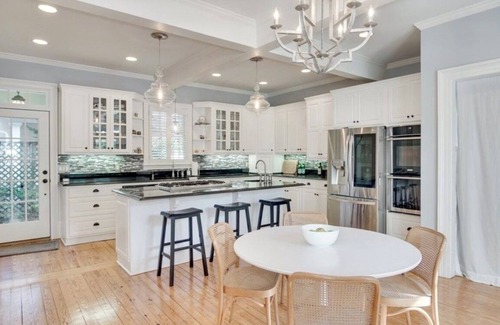Forest Hills House | 4BR/3BA Home for Masters in Historic District