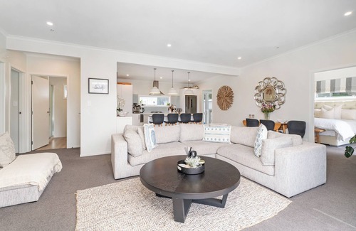 Whiritoa House | 4BR Beachside Home with Spa & Outdoor Dining