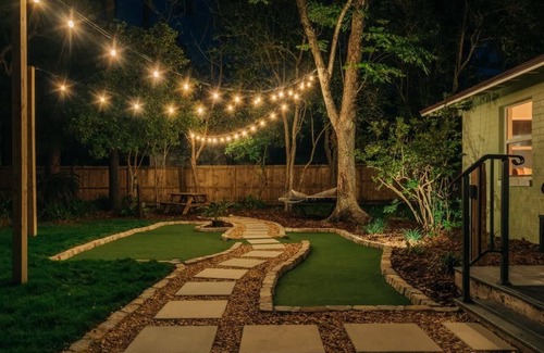 Duckpond House | 4BR Boho Oasis w/Mini Golf & Games!