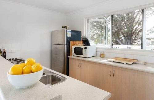 Hayborough House | 4BR Escape Near Victor Harbour & Port Elliott