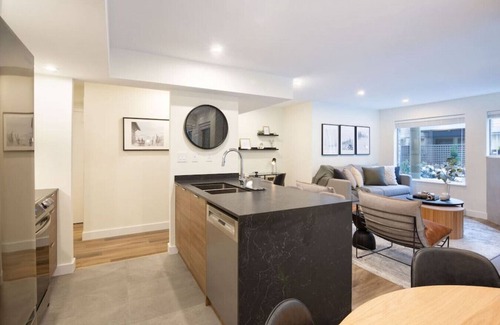 Village North House | 4BR Luxury Village Townhouse!