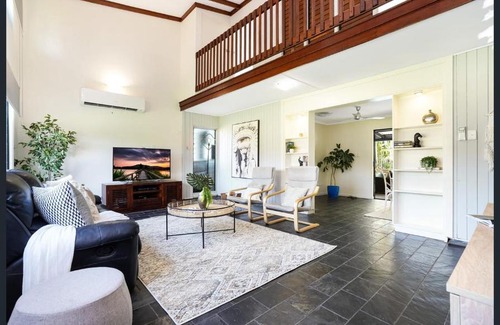 Fannie Bay Villa | 4BR Pet-friendly Pool Paradise