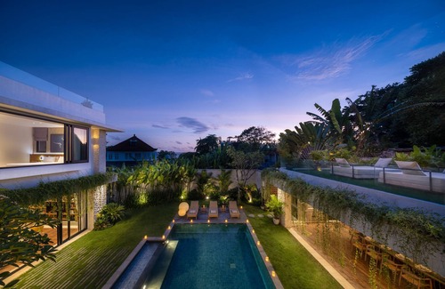 Pererenan Villa | 4BR Pool Villa Pantai Indah in Pererenan-Canggu