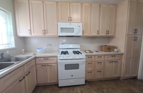 Old Town Apartment | 4C Free Wi-Fi LAX DTLA Fabulous 2-bedroom apartment in Torrance, Disney, Beach