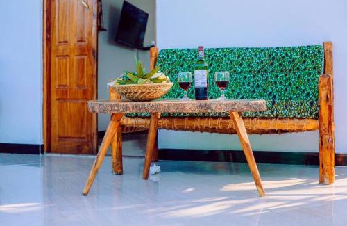 Pingwe Apartment | 4min to beach & The Rock - Milkyway View at Night - 4 Bedroom option has an Outdoor Cinema