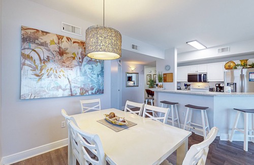 Miramar Beach Condo | 4th-Floor Condo w/Stunning Corner-End Beach View, Shared Pools, Hot Tub, & WiFi