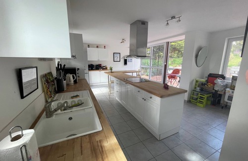 Feugeres House | 5 Acres- PetFriendly- Peaceful Private Yoga Studio