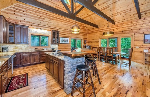 Lansing Cabin | 5 Acres to Roam | Stocked Game Room + Wet Bar | Our Place to Paws