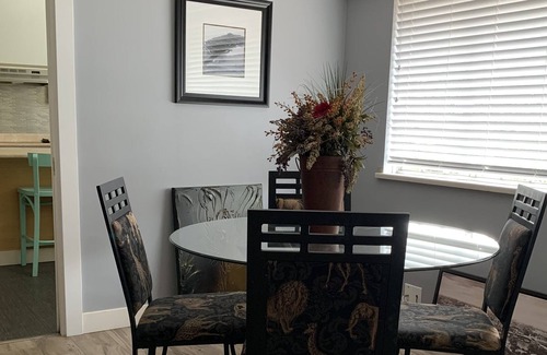 Delta House | 5 BED 2 BATH | DELTA | HIDEAWAY