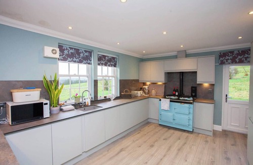 Lochwinnoch House | 5 Bed Family Home Lochwinnoch