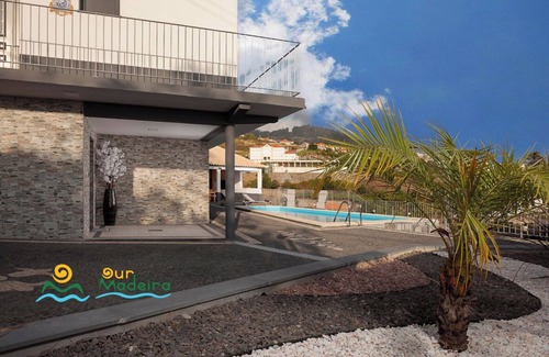 Estrela da Calheta Villa | 5-bed in Calheta, pool, gym, games room | Rosalina