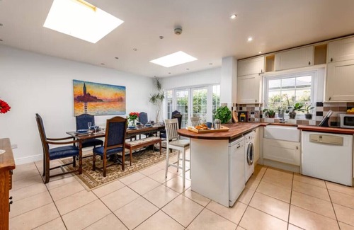 Cambridge House | 5 Bed Period House in Historic Heart of Cambridge