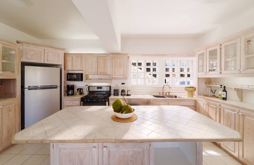 Diamond Valley Villa | 🌴 5 Bed Villa, Ocean View , Pool with Jacuzzi, Near Crane beach🌴