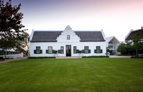 Trawal House | 5 Bedroom, 5 star, 18th century, exclusive use guest house