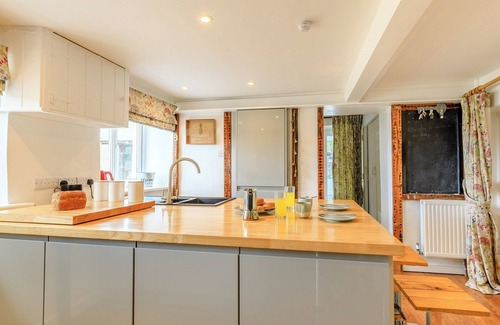 East Portlemouth Cottage | 5 bedroom accommodation in Folly Gate, near Okehampton