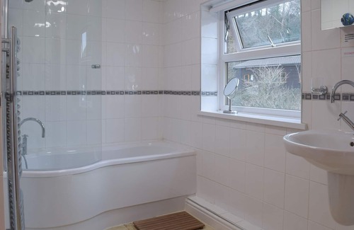 Pont-ar-gothi Cottage | 5 bedroom accommodation in near Carmarthen