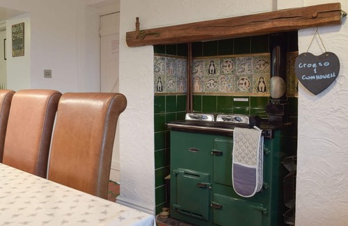 Pont-ar-gothi Cottage | 5 bedroom accommodation in near Carmarthen