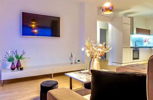 Podstrana House | 5 bedroom amazing home in Podstrana