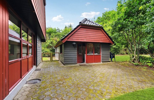 Sønder Nissum House | 5 bedroom amazing home in Ulfborg