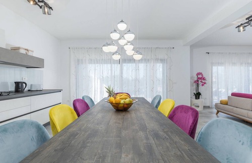 Galizana House | 5 bedroom amazing home in Galizana