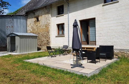 Roncey House | 5 bedroom converted cider mill in a rural setting close to amenities and beach
