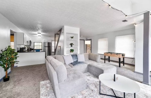 Short North Apartment | 5-bedroom Duplec in Collins, amazing Columbus