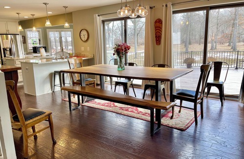 Shaftsburg House | 5-Bedroom Estate – 12 acres, Huge Space, Fast WiFi, Fitness Room, & More!