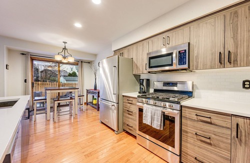 Fort Collins House | 5 Bedroom house with a Hot Tub and Home Theater!