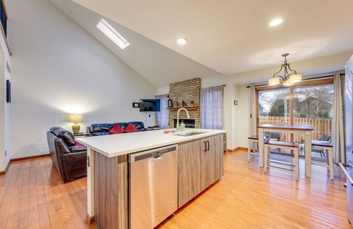 Fort Collins House | 5 Bedroom house with a Hot Tub and Home Theater!
