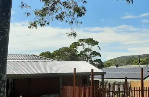 Rosebud House | 5 bedroom modern villa- sleeps 14 and has it all!
