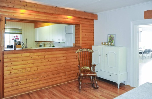 Molkom House | 5 bedroom nice home in Södra Rådom