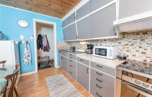 Vestnes House | 5 Bedroom Pet Friendly Home In Vestnes