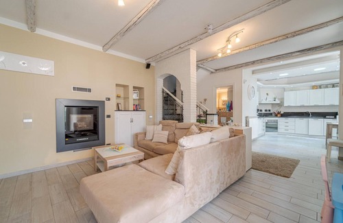 Chiavari House | 5 bedroom stunning home in Chiavari