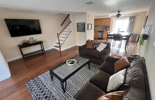 South Philadelphia House | 5 blocks walk to Stadiums! Extra wide South Philly Rowhome with Balcony+Parking!