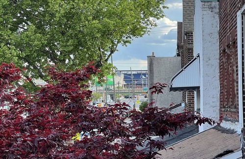 South Philadelphia House | 5 blocks walk to Stadiums! Extra wide South Philly Rowhome with Balcony+Parking!