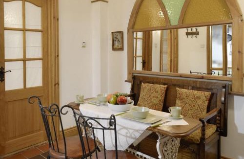Gretna House | 5 Church Square