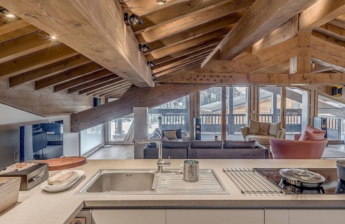Les Brevieres Ski Chalet | 5* Duplex 250m², jacuzzi, sauna, parking, 5 bedrooms