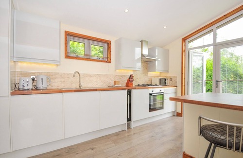 Dobwalls Cottage | 5 FARAWAY FIELDS, romantic, luxury holiday cottage in Dobwalls