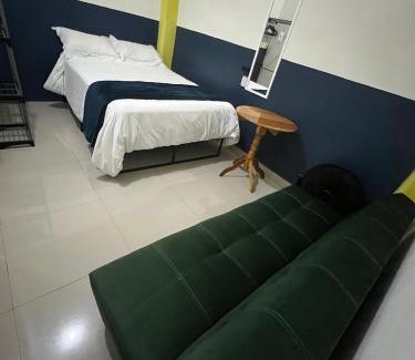 Orizaba House | 5 Habitaciones privadas en céntrico apartamento para hasta 13 personas