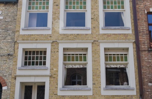 Historical Center Bruges House | 5* holiday home with Cosy Garden in the Historic Centre of Bruges