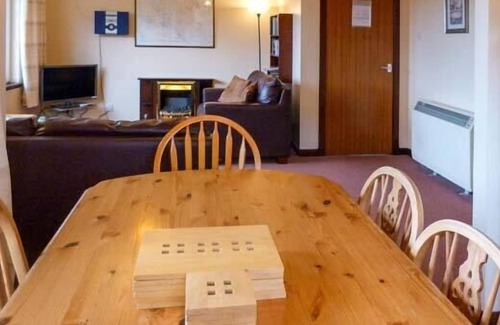 Poolewe Cottage | 5 INNES-MAREE, pet friendly, country holiday cottage in Poolewe