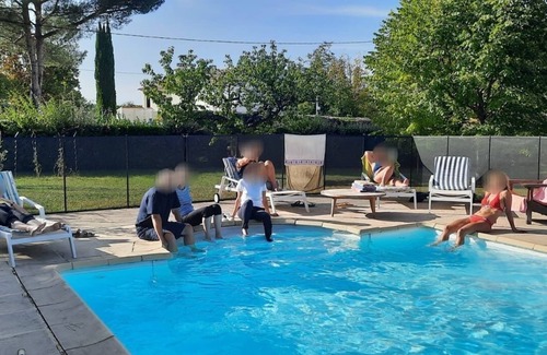 Aix-en-Provence Villa | 5 kms from Aix en Provence (Puyricard) 4-bedroom villa swimming pool garden 2000 m2