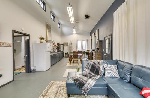 Cornelius House | 5 Mi to Hillsboro Vintage-Style Home with Fire Pit