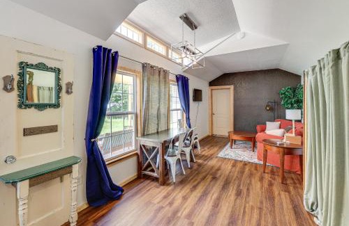 Royal House | 5 Mi to Lake Ouachita Peaceful Cabin Retreat